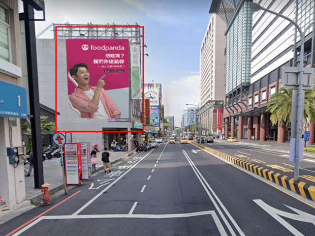 台南西門新天地戶外看板(郵局側邊)